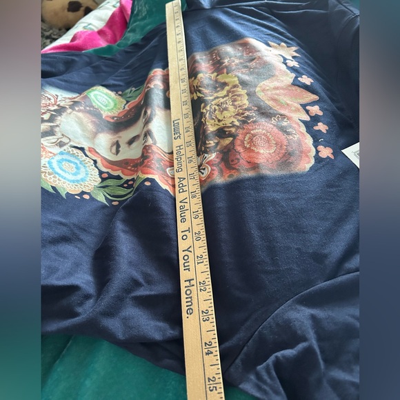 Frida Kahlo T-Shirt - Picture 6 of 7